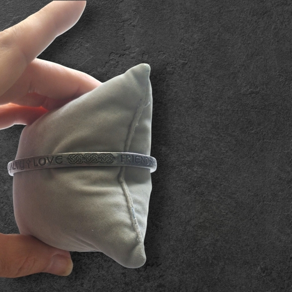 Silver Friendship Bracelet - Picture 6 of 7